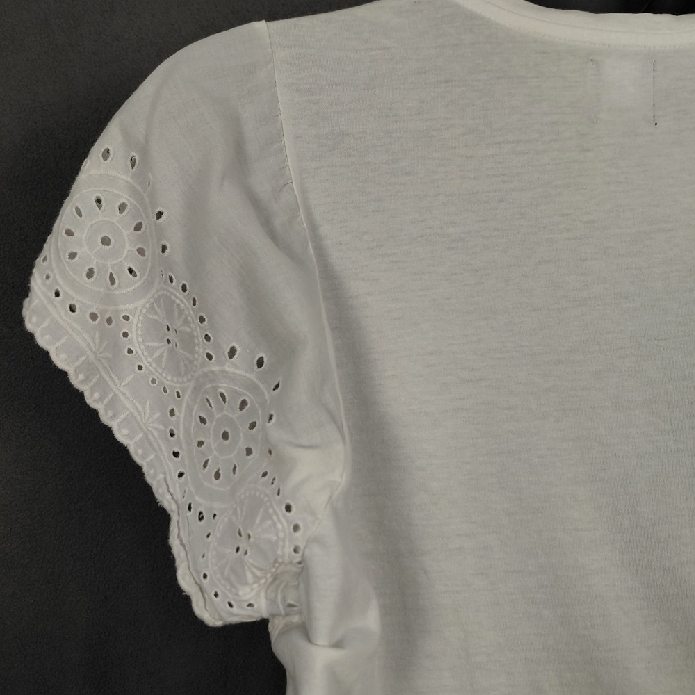 Gap Womens XL White Eyelet Lace Flutter Sleeve Jersey Crew Neck T-Shirt Boho Top - Picture 4 of 13